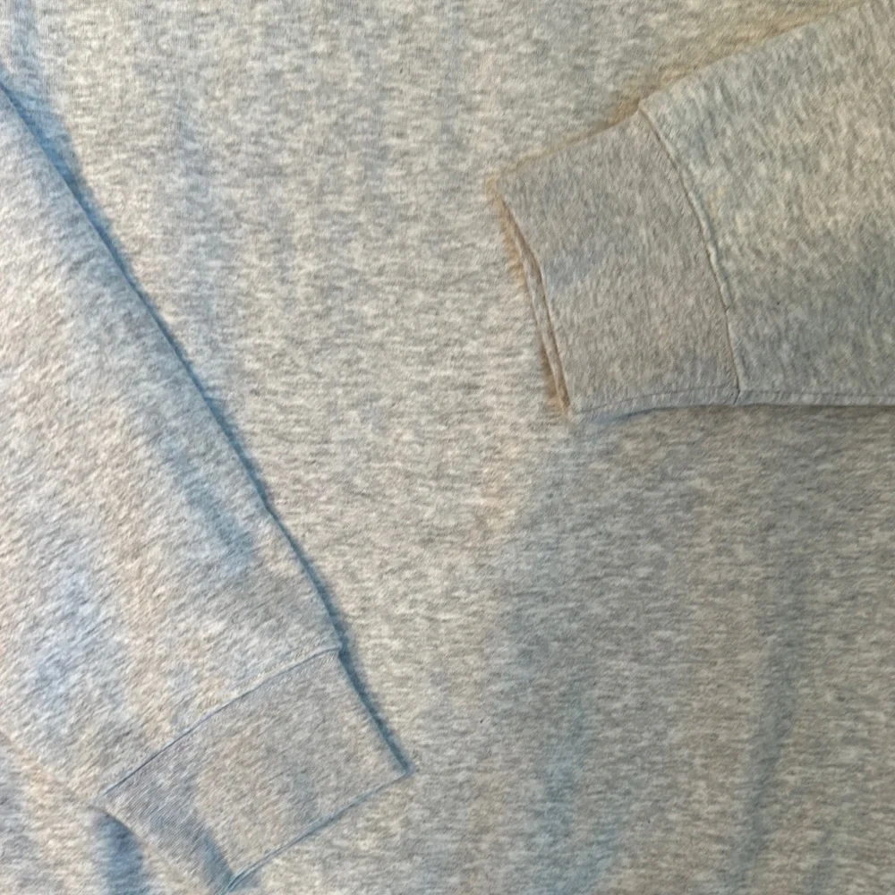 Brunette The Label Grey Sweater - Picture 5 of 7